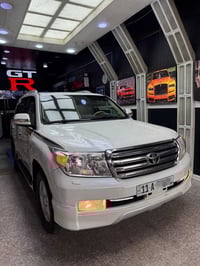 لاندكروزر VXR • ٢٠١٠ • نجف مشخاب