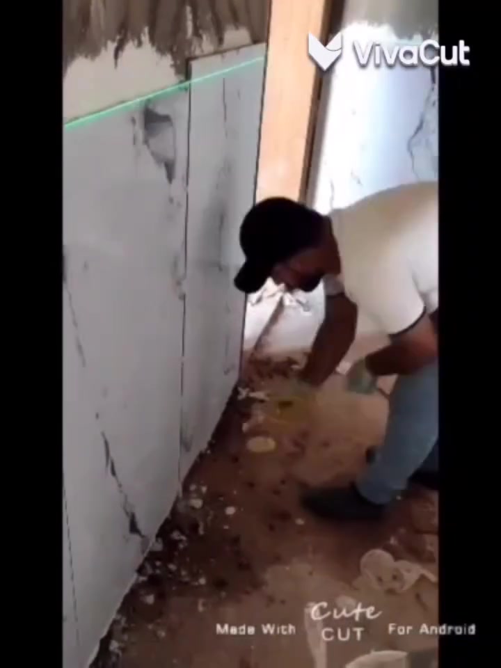 اخواني الأعزاء السلام عليكم ورحمة الله وبركاته. 
#شعارنا اعمل بصمت ودع عملك يتكلم.

               (جزء من أعمالنا)

عملنا داخل النجف. أسعارنا مناسبة بالمتر واليومية.
للاستفسار الخاص مفتوح. 
 واتساب أو اتصال ***********
