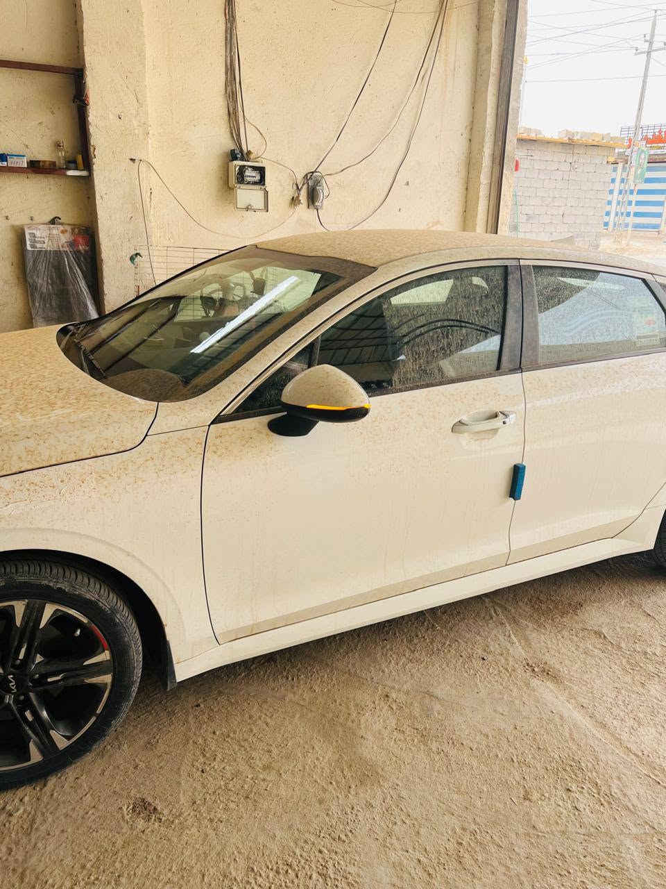 السلام عليكم K5 2022 خليجي كفاله عامه عده شبر بارد بلباب الخلفي مواصفات معروفه شاشه كامره حساس خلفي امامي مثبت سرعه بصمه مكان ناصريه للبيع او مراوس جارجر اوباما نضيف ***********
