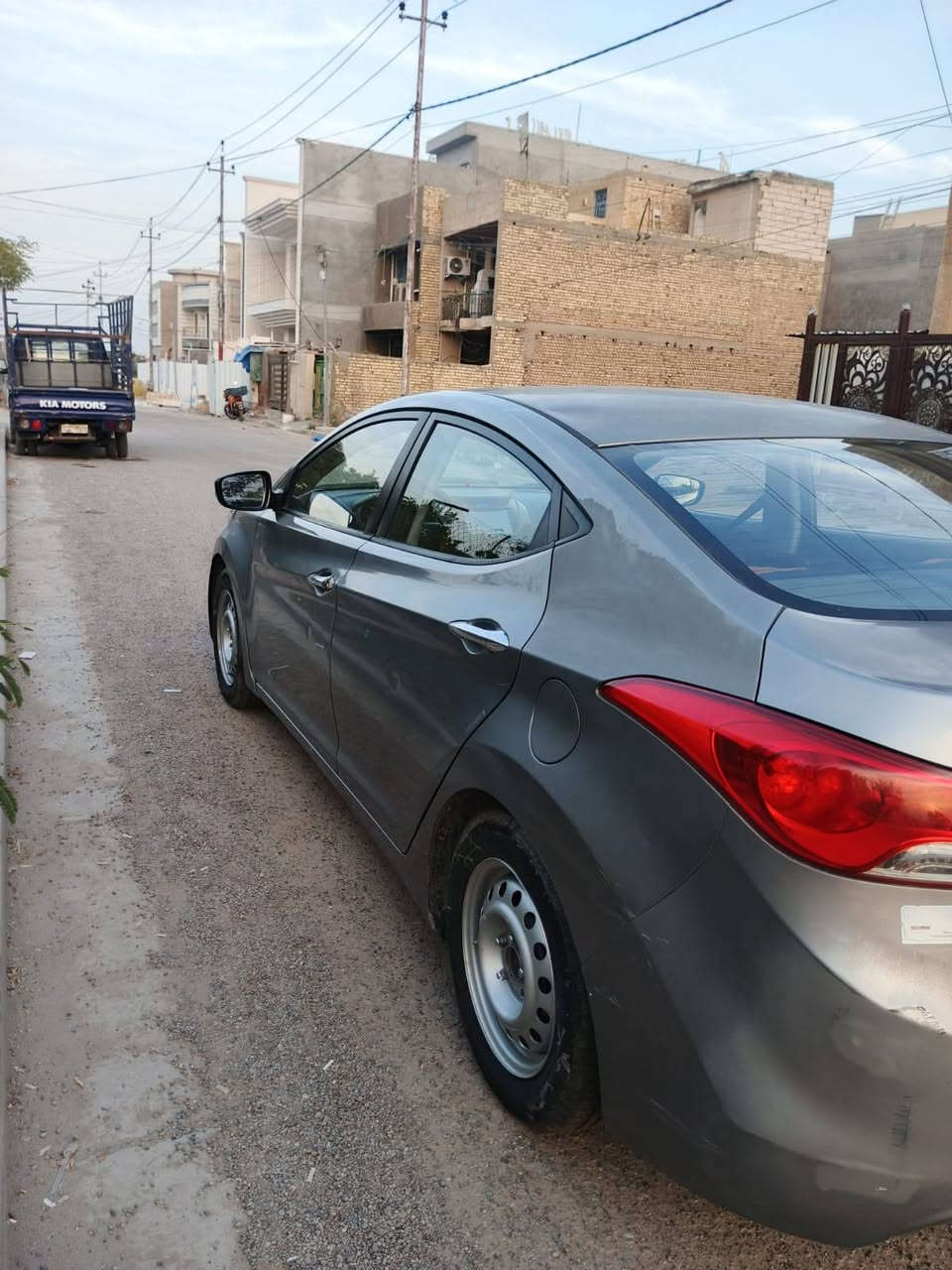 هونداي افانتي مكينه ١٦٠٠ جيتي تفاصيلها موجوده بل سونر بسمي تحويل مباشر تبريد عاطل ماعرف شنو عطله ابيعلك بدون تبريد سعر ٨٤ وبي مجال مكان سياره بغداد حي العامل شراي اتصل ***********
