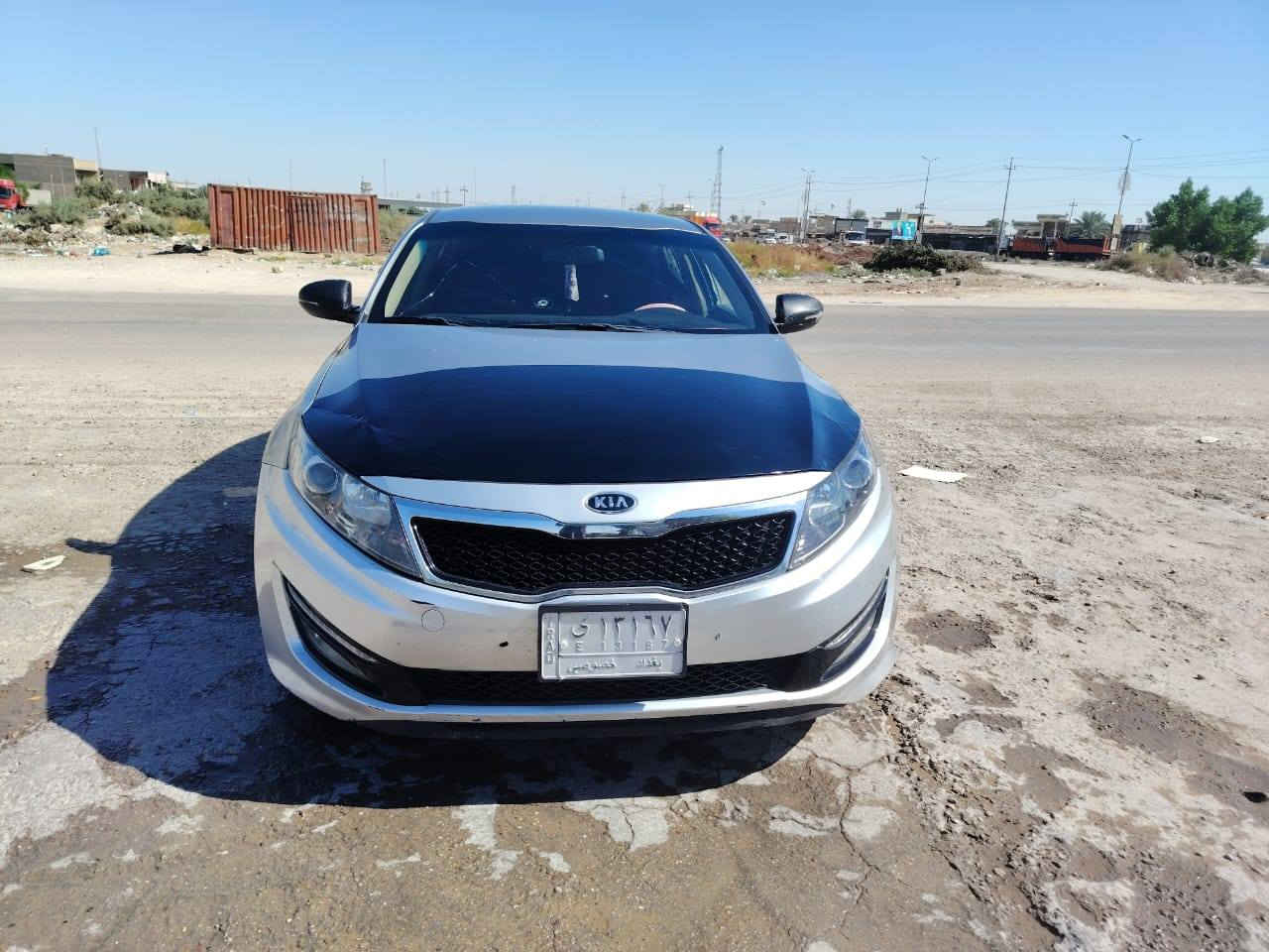 السلام عليكم 
اوبتما 14خليجي
مكينه 2000 
سياره حلوه خير من الله 
حادثها تبديل جاملغ الخلفي ابيع حزام 
تحويل مباشر سياره ب اسمي سعر 85 وقابل للتفاوض او مراوس  للاتصال ***********
