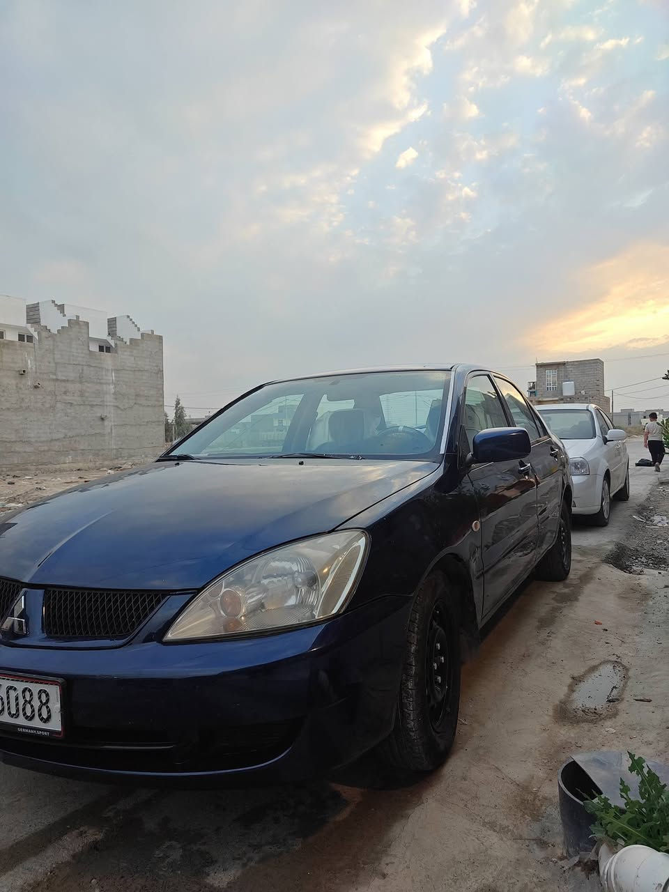 لانسر2007
صبغ عام جماليه بدون ضربه السعر 74
مكينه 2000 بسمي شرط تحويل 
***********
