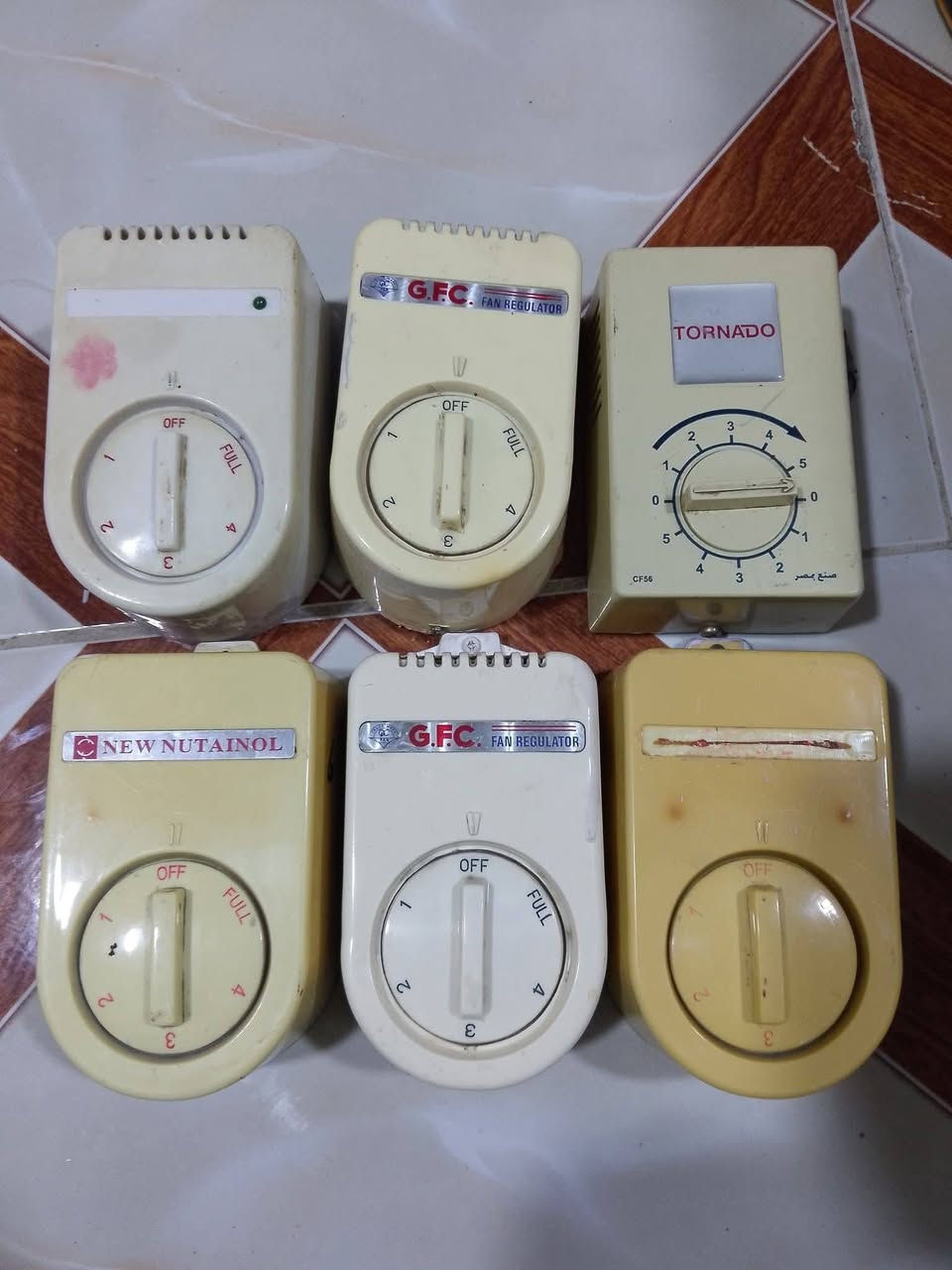 السلام عليكم من رخصة الادمن أجهزة حماية للمكيفات والسبالت للبيع سعر الواحد 4000 الالاف دينار ومنظمات مراوح سعر الواحد 2000 اللفين دينار مكانهن في مركز البصرة حي الطويسة أو حي المهندسين في القبلة للمراسلة على ماسنجر صفحة الناسر أو الاتصال في الأرقام *********** أو *********** أو الوات ساب العائد لهذه الأرقام تحياتي مع الشكر
