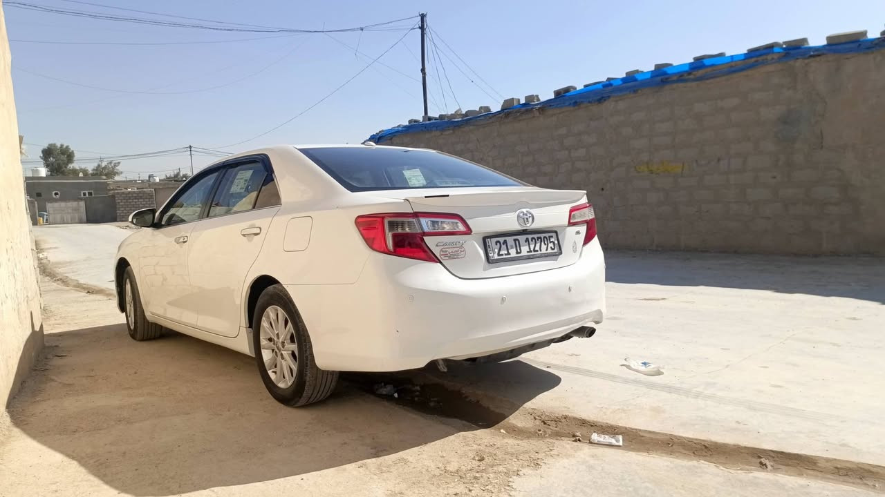 السلام عليكم كامري 2012 خليجي مكفولة سياره للبيع السعر 145 اتصل على الرقم ***********///***********
