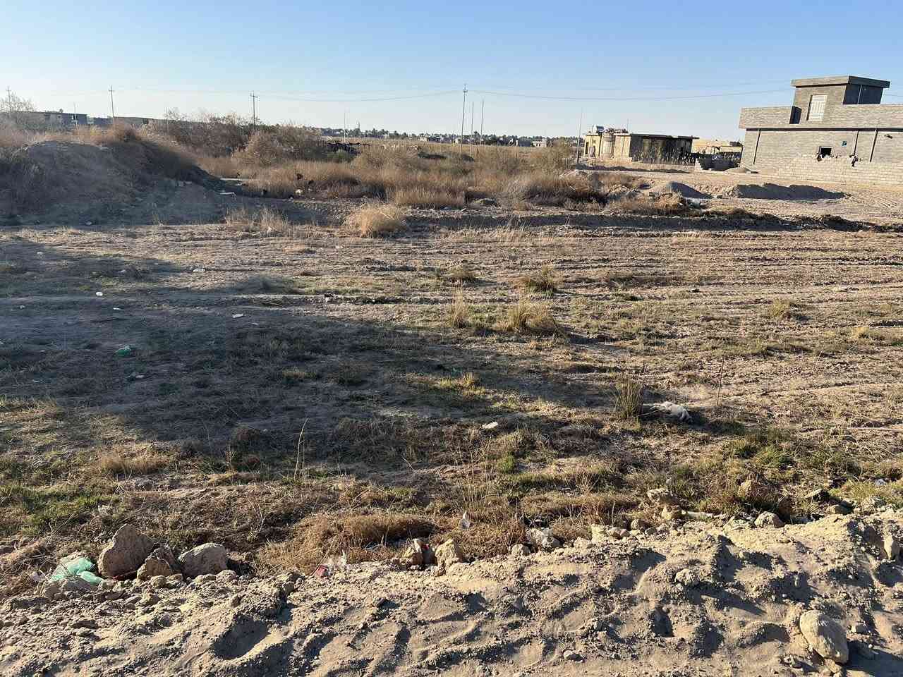 ٧٠٠ متر للبيع ع التبليط طابو زراعي مقابيل المدرسه الشهابي الثالثه ***********
***********
