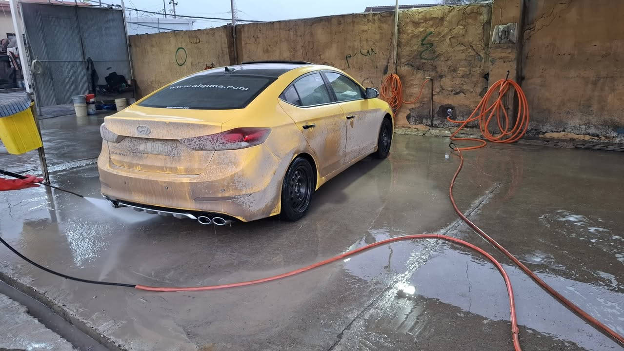 انتره ٢٠١٨ فول 1/1نينوى منضومه مال غاز بيها ٦٠ لتر السياره كندي قبغ صندق مبدل فقط بدون دواخل سلايت بصمه هيترات وادرات فقط الويلكب مشيول وعليها هسه ويل اسود وطخم تايه جديد صارلو ٤ ايام عنوان موصل السعر١٥٣ رقم/***********
