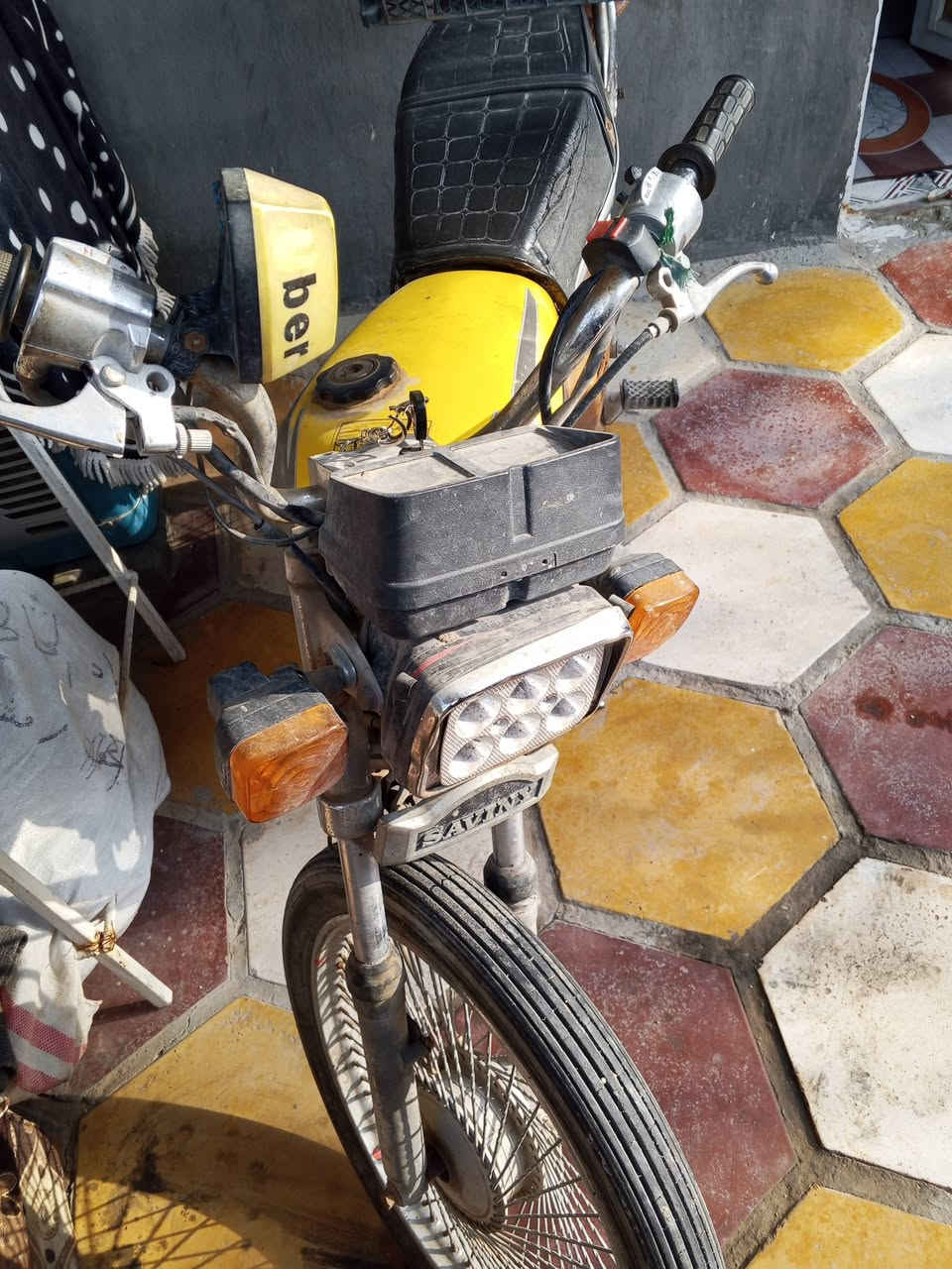 سلام عليكم
دراجه 4 گير. لبيع  20 اوراقه ضايعه. أمتياز
   225  مع مجال
مكاني مشخاب .للاتصال أو واتس اب .***********
