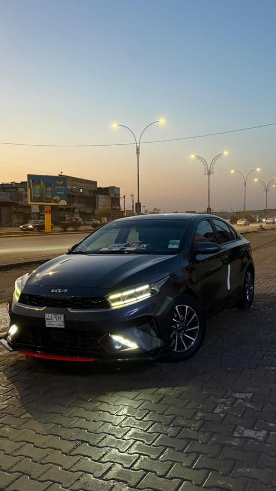 KIA FORTE K3 MODEL 2023
‏KIA : النوع
‏FORTE : الفئة
سنة الصنع : 2023
استيراد حديث
الطلاء : جاملغ بارد فقط +ربع بونيد صبغ الاربكات راجع سستم 
سعة المحرك : 2.0L
الحالة: ممتَازَة
المميزات : جَميع المزايا
العيوب : لا يوجدْ بإذنِ اللّٰه
المسافة المقطوعة :35 الف KM
ناقل الحركة : اوتوماتيك
نوع الوقود : بنزين
رقم الهاتف :***********
