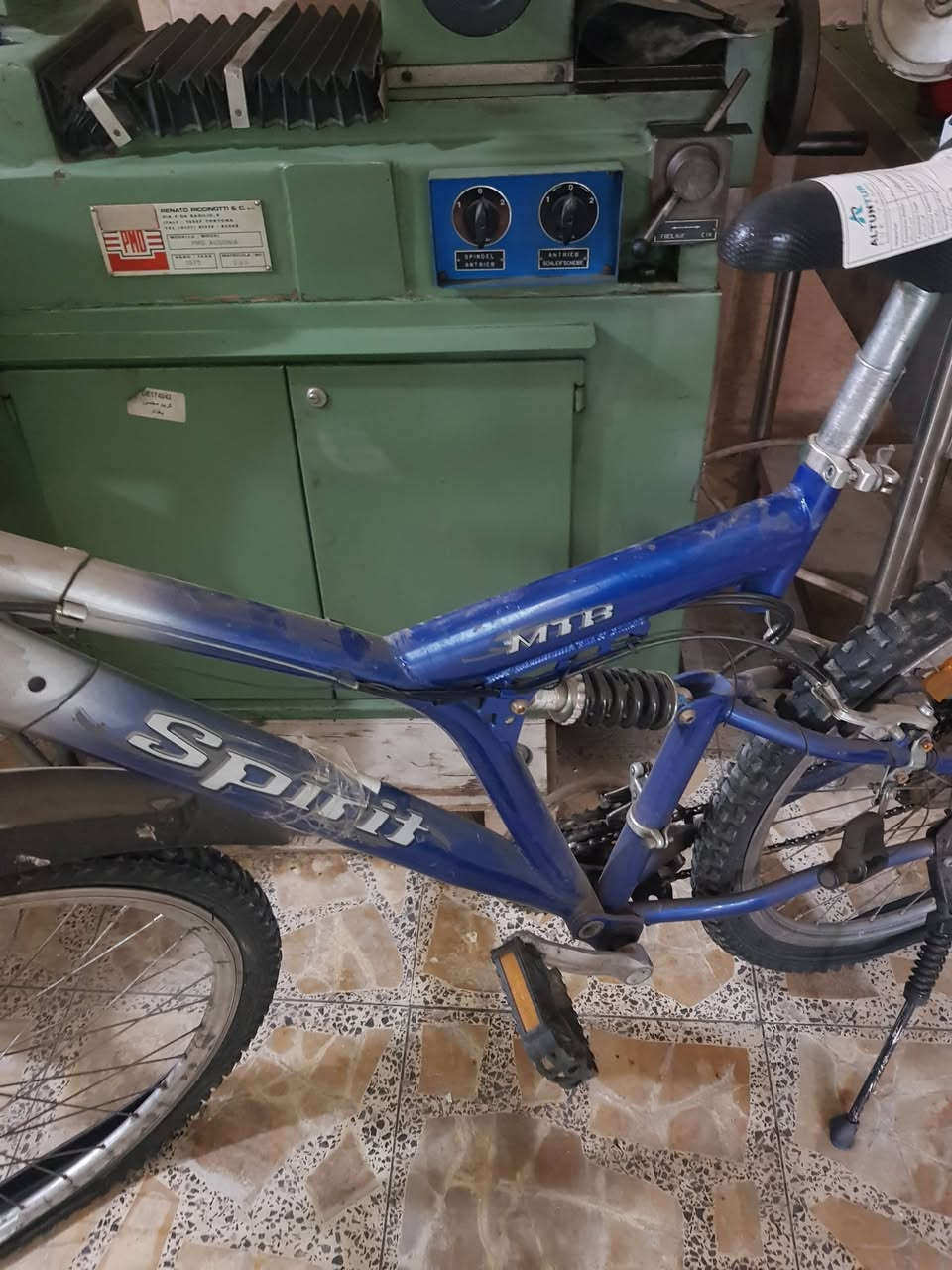 للبيع دراجة المانية حالتها جيده جدا 
مستخدمة قليل. حجم ٢٦ 
بغداد .***********
