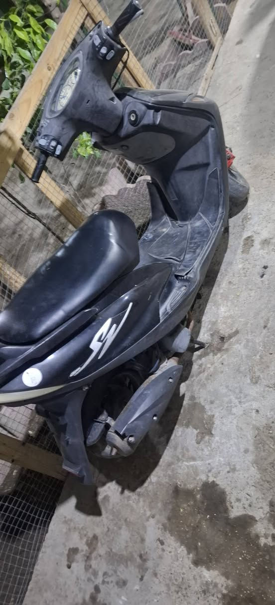 سلام عليكم ماكس 140 نظيفه سعر ٣٥٠ وبيهه مجال المكان بغداد الشعله  
***********
