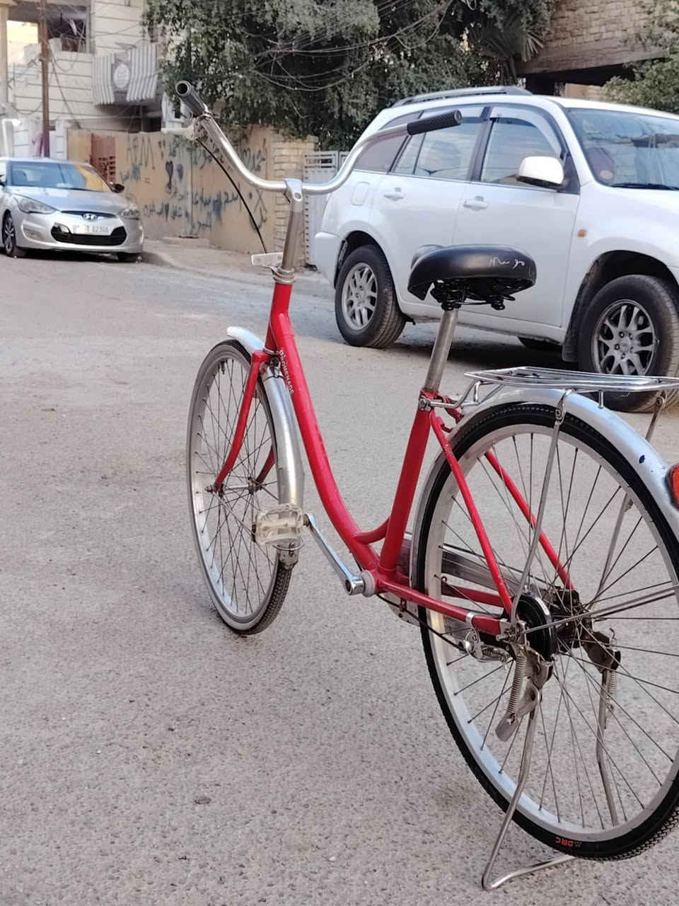 السلام عليكم بايسكل بناتي حجم 26 للبيع لون احمر نضيف جدا السعر 75 وبي مجال قليل والمراسله خاص الموقع البياع حي التراث


**إذا كنت صاحب هذا الإعلان وتريد حذفه لأي سبب، رجاءا أرسل رسالة إلى الدعم الفني**