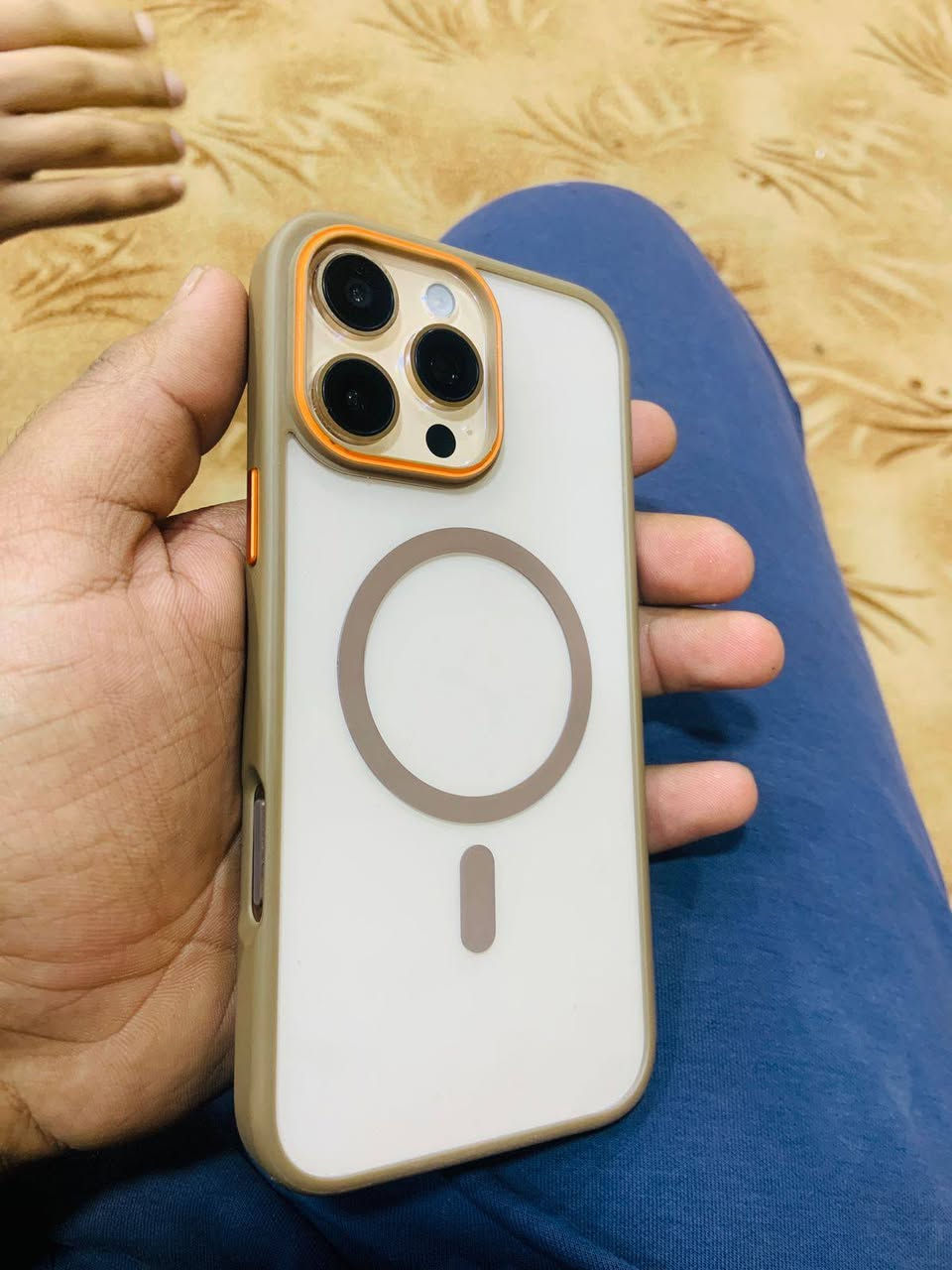 السلام عليكم ايفون ١٦ امارتي طبق الأصل مثل مموضوح بل صوره جهاز جديد كلشي شغال سعره ١٠٠
***********.  الاتصال +وتساب كربلاء المقدسه
