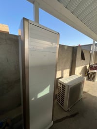للبيع سبلت نوع توست  حجم 3 طن  غاز 410 السعر مليون و 50 الف  077000400...