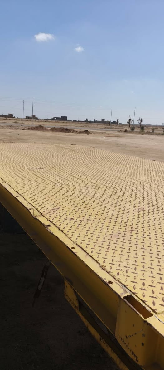 عربانه سطحه شمتز جديده ما محمله ولا كيلو 2005طول 12.25 بلادي السعر قفل 35كل شي واضح بصوره ما اجاوب لا تعليقات ولا خاص مكلف بنشر هذا رقم صاحبه
***********
