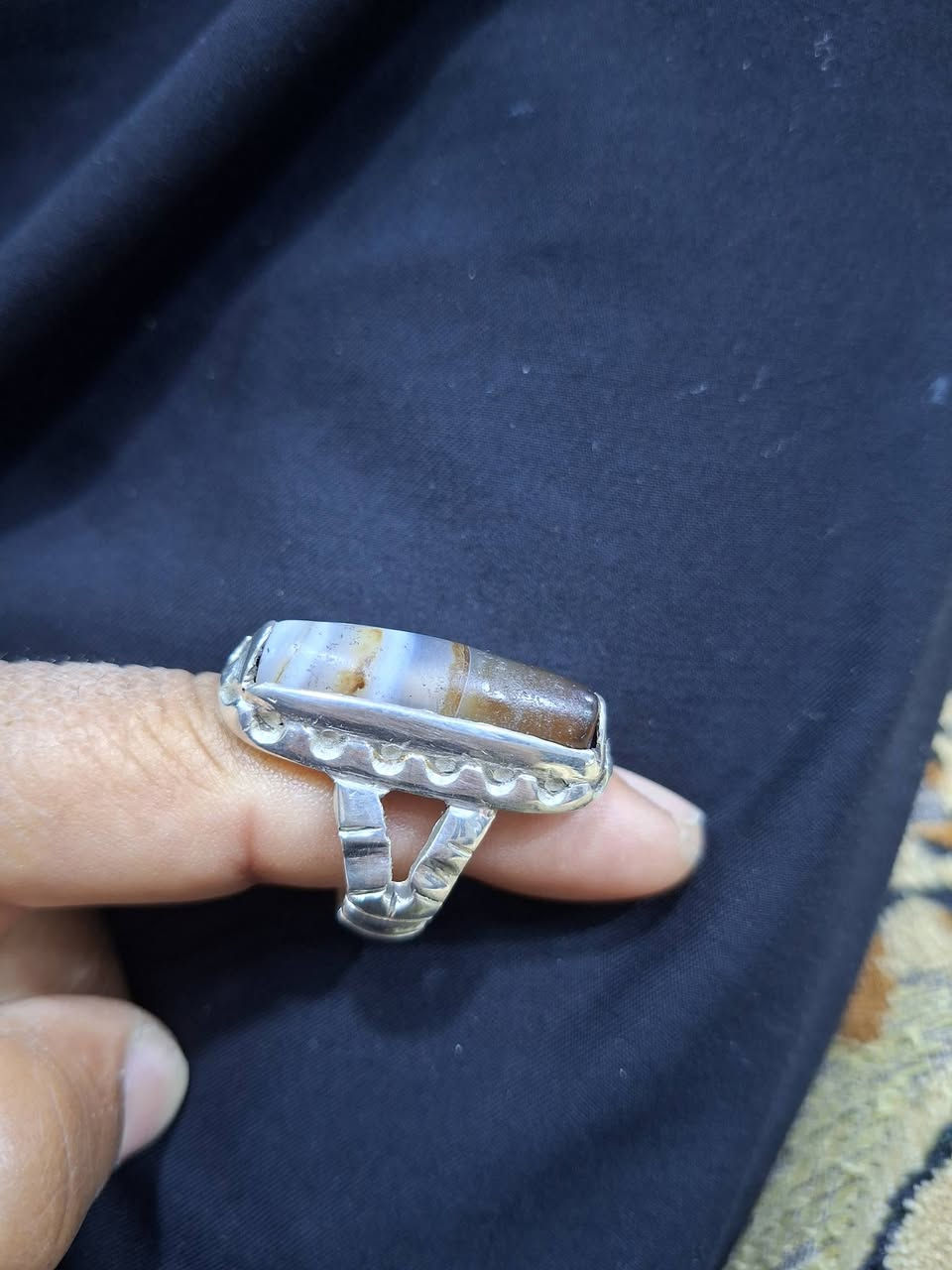 السلام عليكم  محبس البيع السعر 250 اتصال على الرقم ***********
