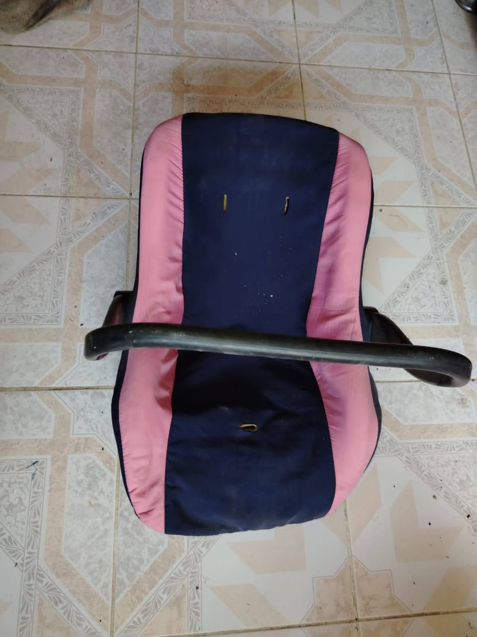 مكلفة بالنشر غراض للبيع الستفسار على خاص ***********
