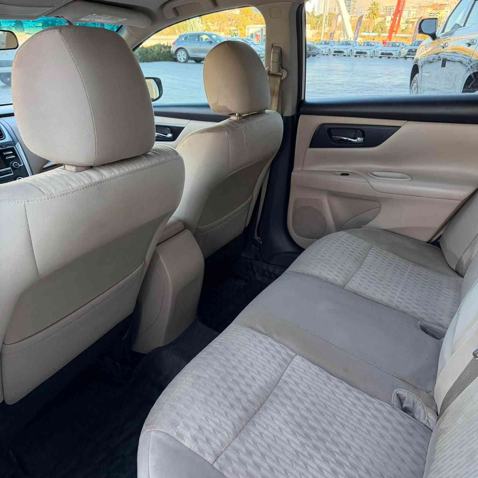 Nissan Altima 2016 S 

ناو زەرد - دوو پارچەی بۆیاخە - ئێرباگی نەتەقیوە - گێر و مەکیەنەی بەشەرت نەکراوەتەوە - سەنەوی نوێیە تا 2028 - هیچ مەسرەفێکی تێدانیە - وێنەی سۆنەر و حادیسەکەیم داناوە 

ژمارە مۆبایل : ***********
---------------

Nissan Altima 2016 S 

اللون الداخلي بيجي - قطعتين صبغ - بدون ايرباك - كير و مكينة بشرط مامفتوح - سنوية جديدة لحد ٢٠٢٨ - مابيها اي مصاريف - صورة السونار و الحادث موجودة 

رقم الهاتف :*********** السليمانية, العراق
