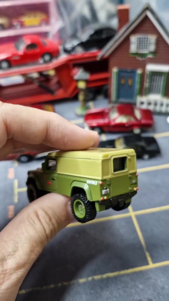 Hot Wheels Premium - Land Rover Defender 110 - Fast & Furious
Scale 1/64


**إذا كنت صاحب هذا الإعلان وتريد حذفه لأي سبب، رجاءا أرسل رسالة إلى الدعم الفني**