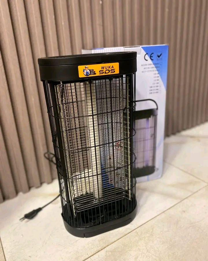 الف رحمه علئ روح امه وابوه الي يعلقلي مصدر رزقي الوحيد
قناصه حشرات وذباب 
للحجز مراسله صفحه او علئ وتساب/***********
تتوفر خدمه توصيل للجمع المحافظات🚙🚙 بغداد, العراق
