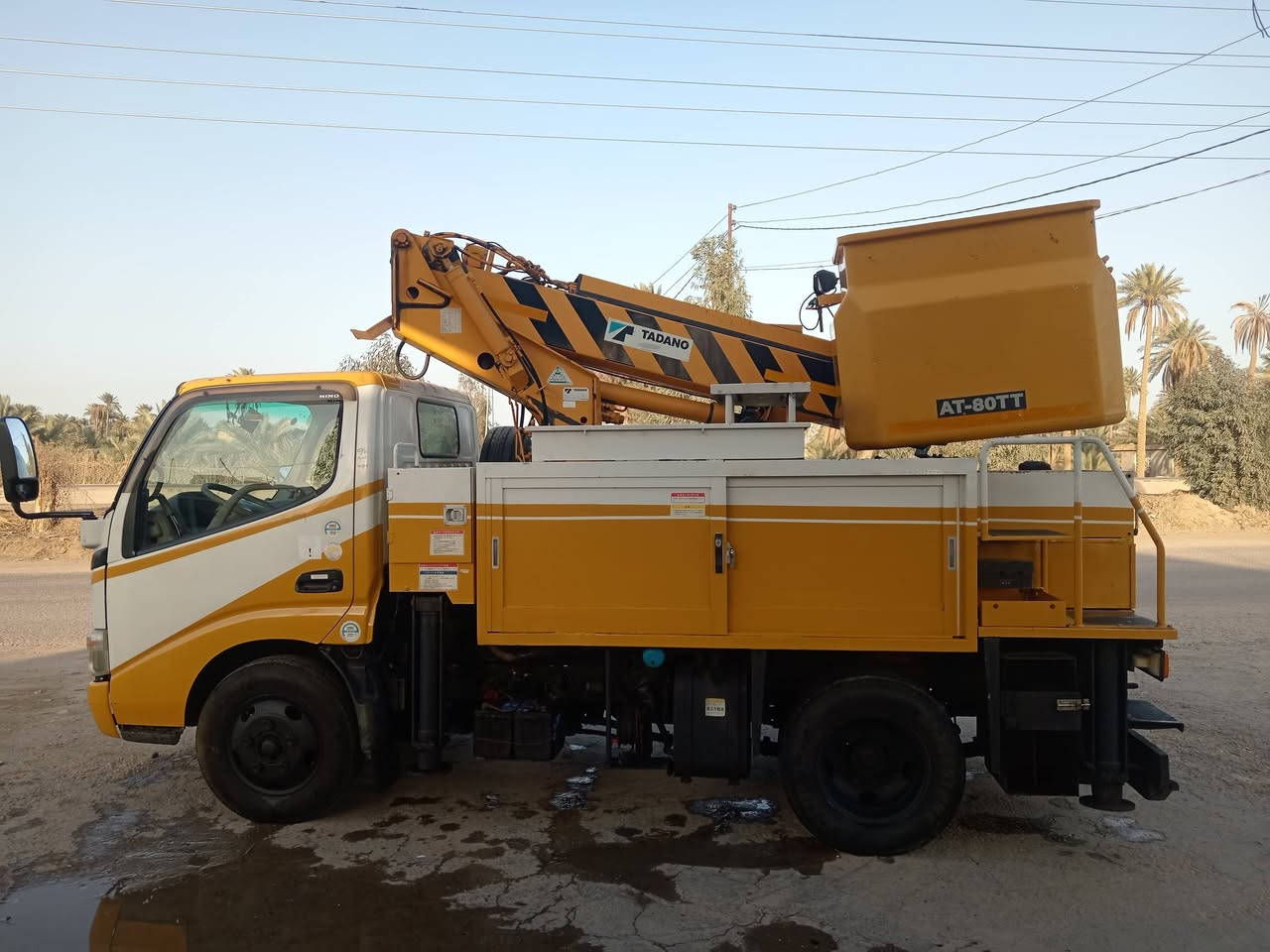 باسكت 12متر دخول جديد تحكم كهرباء هيدروليك العنوان كربلاء ***********
