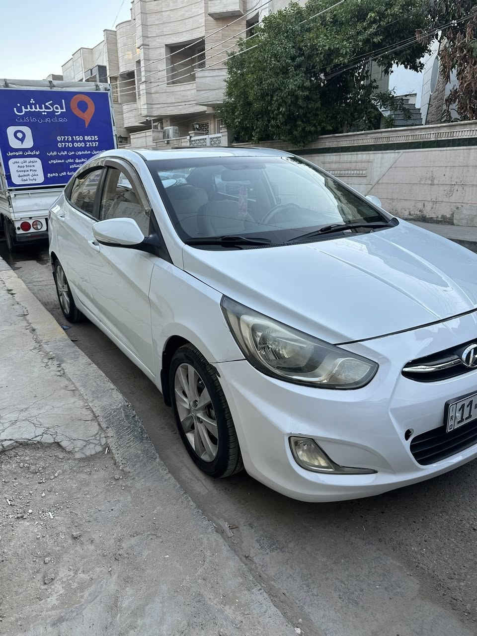 سلام عليكم اكسنت 2013 وارد خليجي فول مواصفات تحكم ستيرن فتحة اشاير بالمري حساسات 5 ويل كب و مواصفات الاكسنت معروفة محرك 1600 دوش كير و مكينة كفالة السيارة ماناقصها شي تخم تاير باتري جديد تبريد غرفة جديدة نضيفة السيارة بدون دواخل فقط بيها اماكن صبغ للجمالية السياره بسمي رقم او هزه جديد السعر 93 وبيها مجال *********** مكاني بغداد
