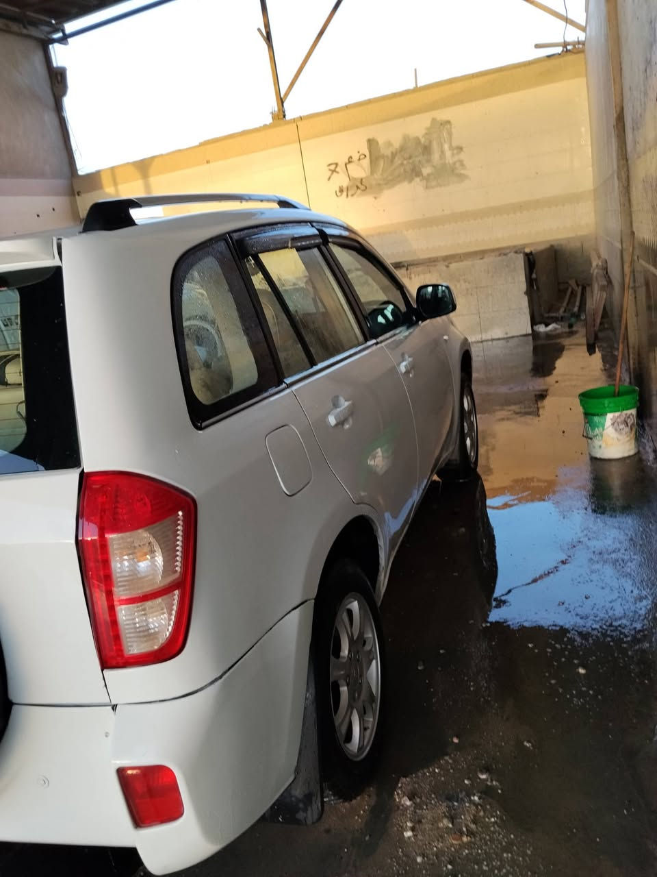 السلام عليكم
شريري تيگو مديل 2013

رقم انگليزي جديد هزه جديده

كهربائيات شغاله كلهه

گير مكينه مكفولات لايت زنون

السياره حلوه مال بيت مداريها ماي اصلي ودهن

ودهن گير 

السعر 50 ورقه وبيها مجال السياره بأسمي

رقمي للتواصل *********** واتساب
مكاني البصرة قضاء المدينة
