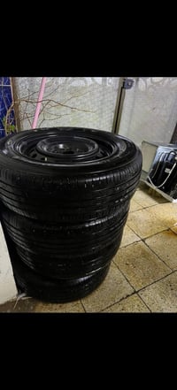 تخم ويل وتايرات حجم ١٥ للبيع السعر ١٥٠  مكاني بغداد الرصافه07807225536...