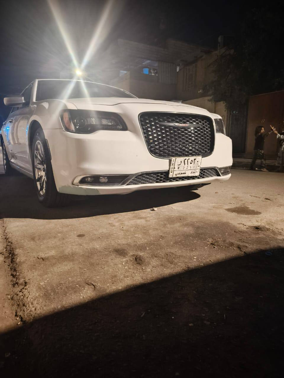 السلام عليكم سياره اوبامه مديل2012 السيارة محدثه2015 بس البجم السياره رقم بغداد راعيه بل بصره السياره وارد أمريكي بيهه طخه بل خشم مال مدكر الكدام والبنيد يعني بدون شاصي ولا تبديل بيهه أربع قطع صبغ مثل ما واضح بل صور وبعد أحلى من الصور السنويه ل2026 بشهر الخامس تتنهي المكان البصره القبله رقم الهاتف ***********السعر 160 وبيهه مجال غليل
