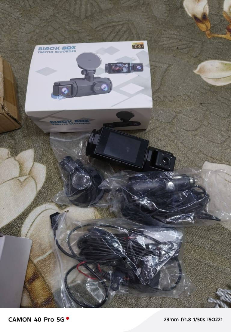 السلام عليكم شباب غراض اصليه وجديده داش كام الشكل الجديد ولقم الثقيل الاصلي ومفك براغي ونتوت مسحوك كله جديد ممستعمل السعر 60 شلعه واليريد يتصل على الرقم *********** مكلف بلنشر المكان العماره
