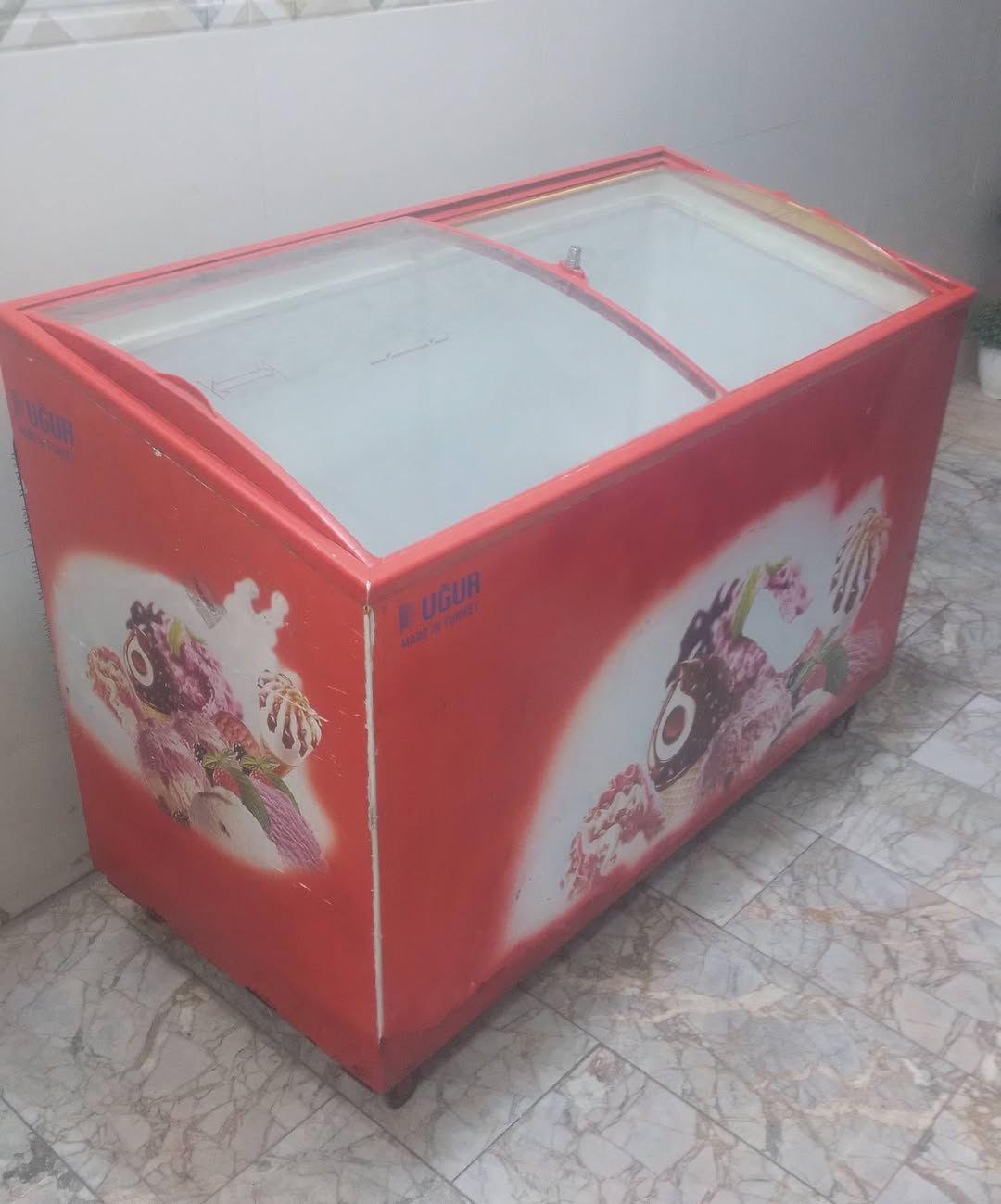 عارضة بطحية نظيفة...
شغالة عل الفحص...
شرط تجميدها فووول 
ب  ٢٢٥  الف
بغداد الشعب ***********
الشراي يتصل واتساب او رصيد..يتصل 
ممتواجد عل النت..لايوجد توصيل
