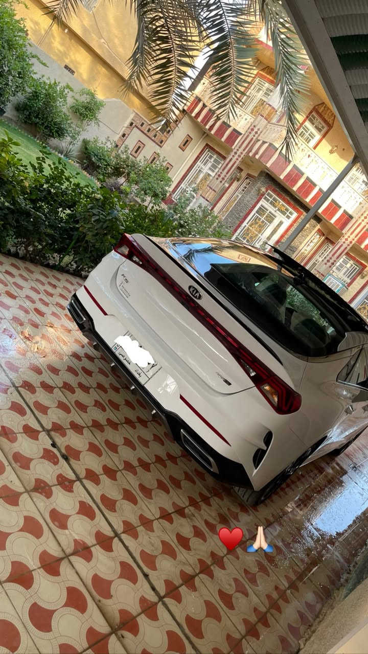 السلا عليكم شباب سياره K5
وارد آمريكي GT LINE
موديل 2021 السيارة ماشيه 20 الف
السيارة
محرك١٦٠٠ تيربو ١٩٠ حصان
 فول مواصفات اغلببكم يعرف بلجيتي لاين اعلى فئه
خمس انضمه قياده NORMAL+SMART+SPORT+CUSTOM+ECO   +نضام ال AUTO HOLD
سايد بريد كهربائي وعادي
كامرا راداد امامي توقف ذاتي حساس عن قرب بلقياده حساسات جانبيه كامرا خلفيه .وسطحيه 
شحن لاسلكي كشن كهربائي 
قياده آليه قفل السرعه+زياده السرعه
قفل الستيرن
الشاشه تدعم نضام ابل كار بلي واندرويد +اتصال الشاشه بلئنضمه يدعم بلوتوث +واي فاي 
+السياره والشاشه  معربه بلغة العربية 
ماريد اذكر بعد تفاصيل مواصفات ال GT LINE معروفه     السعر168وبيها مجال

هـ***********
