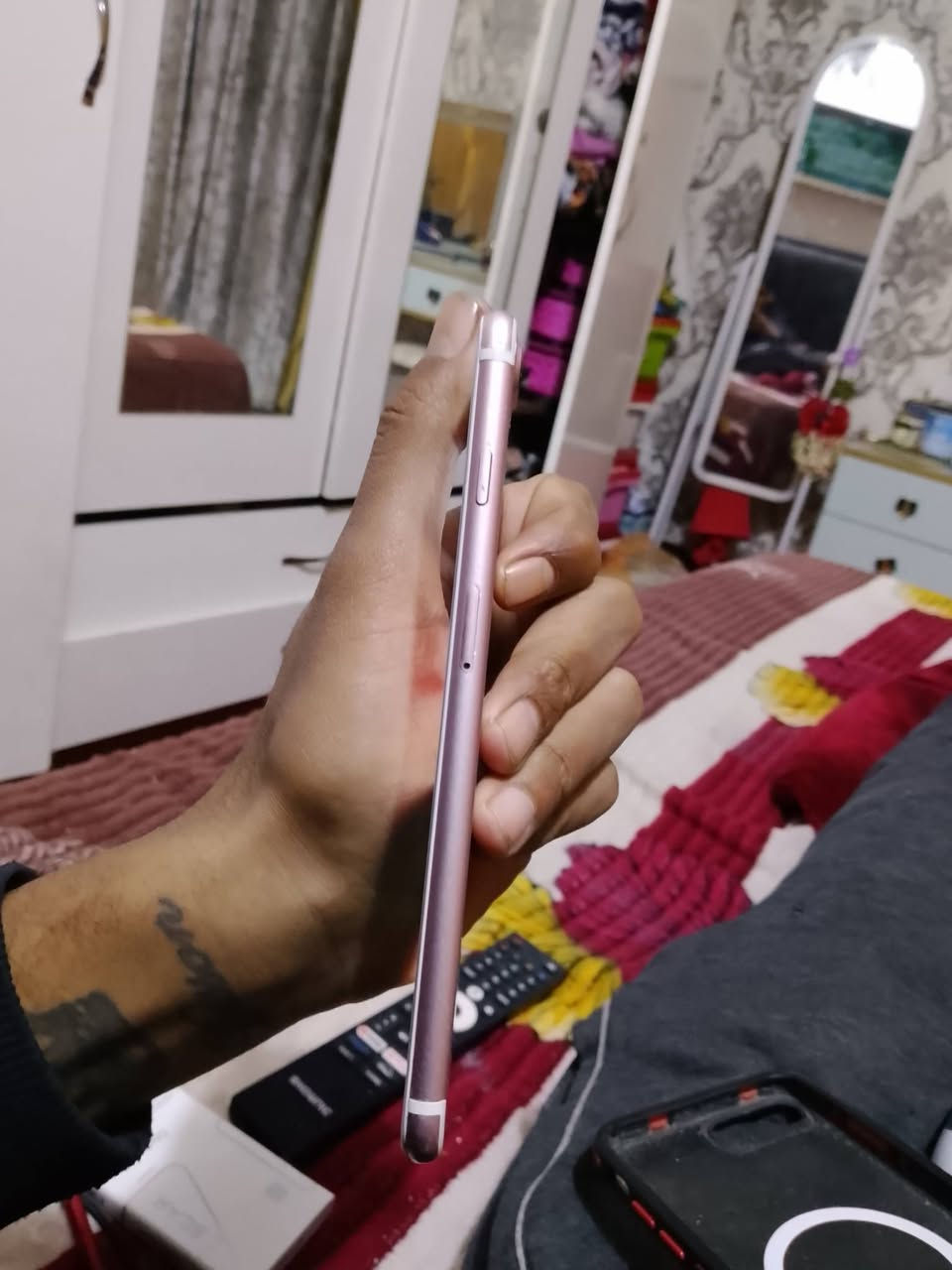 سفن بلاص ذ١٢٨ مبدل بطاريه+شاشه مصال شهر من بدلتهم وتركته كامرات من وكع طفن بيهم شريط فالت سعر٥٠ قفل ممتوازي علا بيعه عنوان البياع تقاطع درويش بدون مراوس رقم *********** ومتواجد خاص
