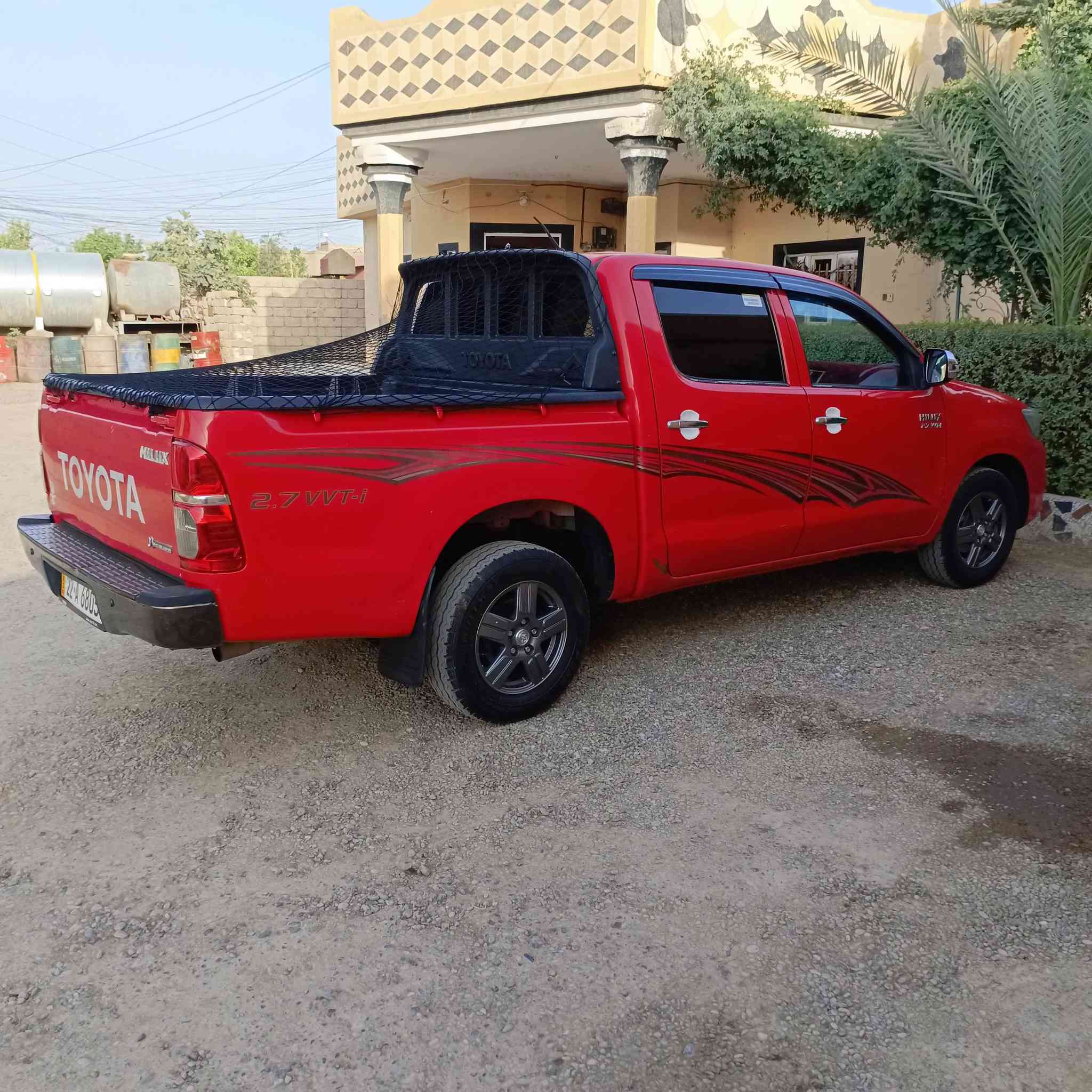 السلام عليكم مرزي للبيع 2014 بسمي رقم اربيل جديد شرط التحويل كير عادي محرك ممفتوح بي تبديل ٣قطع اصليت ويرهم بيع أو مراوس بحدث من موديل ٢٠ وفوك سعر ١٧٠ورقه 
العنوان اشرقاط
***********
***********
