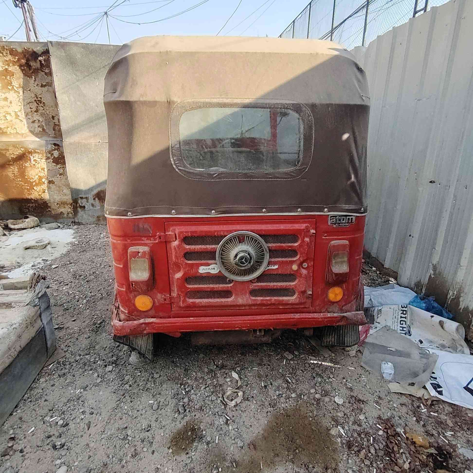 سلام عليكم تكتك زيل شبيهت  الباجاج تكتك شغاله عوزها
بريك مكاني بغداد البياع حي التراث الرقم *********** السعر ٦٠٠ بيهه مجال قليل

