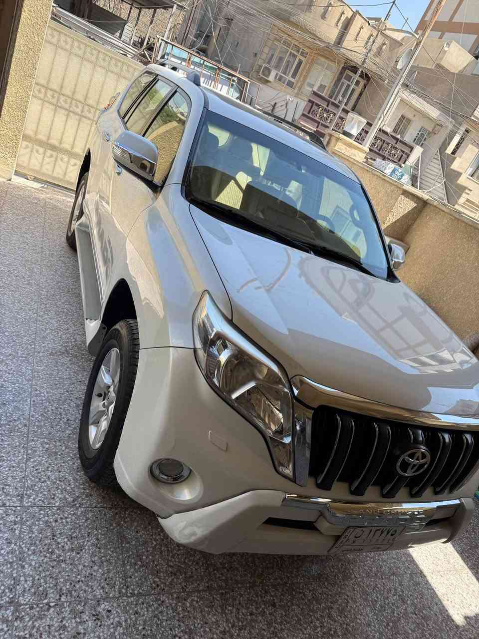 برادو خليجي 2015
بدون حادث ولاصبغ
فول مواصفات 
فتحة سقف 
بصمة 
كشنات كهرباء 
السعر 315$
العنوان بغداد
***********
