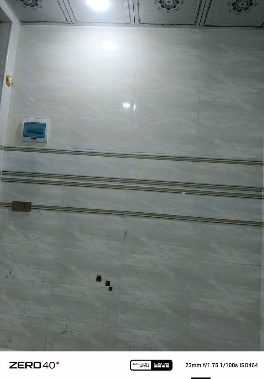 110متر للرهن
العنوان مقابيل ملحق قريه الغدير عمود 330

المده سنه وقابل للتجديد السعر 17قفل

***********
