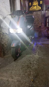 شحن • ٦ بطاريات • توصيل