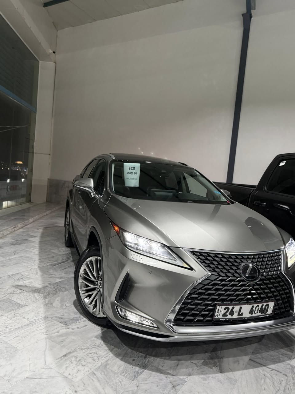 لكزز RX 350 2021
Full مواصفات 
السياره كلين 

ماشيه47.000m
بانوراما 
داتا شو 
كشنات تبريد وتدفئه 
كشنات ميموري وكهرباء
لايت 3 عدسات 
صندوق كهربائي
وضعيات قياده  سبورت  وايكو ونورمال 
شفتات ستيرن 
رادار امامي خلفي 
نقط عمياء 
تحديد مسار 
كيج الكتروني 
اوتو هولد
هاندبريك بصمه 
وبعد بيها مواصفات 

السعر.365$  ومجال بسيط 

السياره لوك جديده 
وشايف خيرها للي ياخذها 

مكان دهوك 
***********
واتساب
