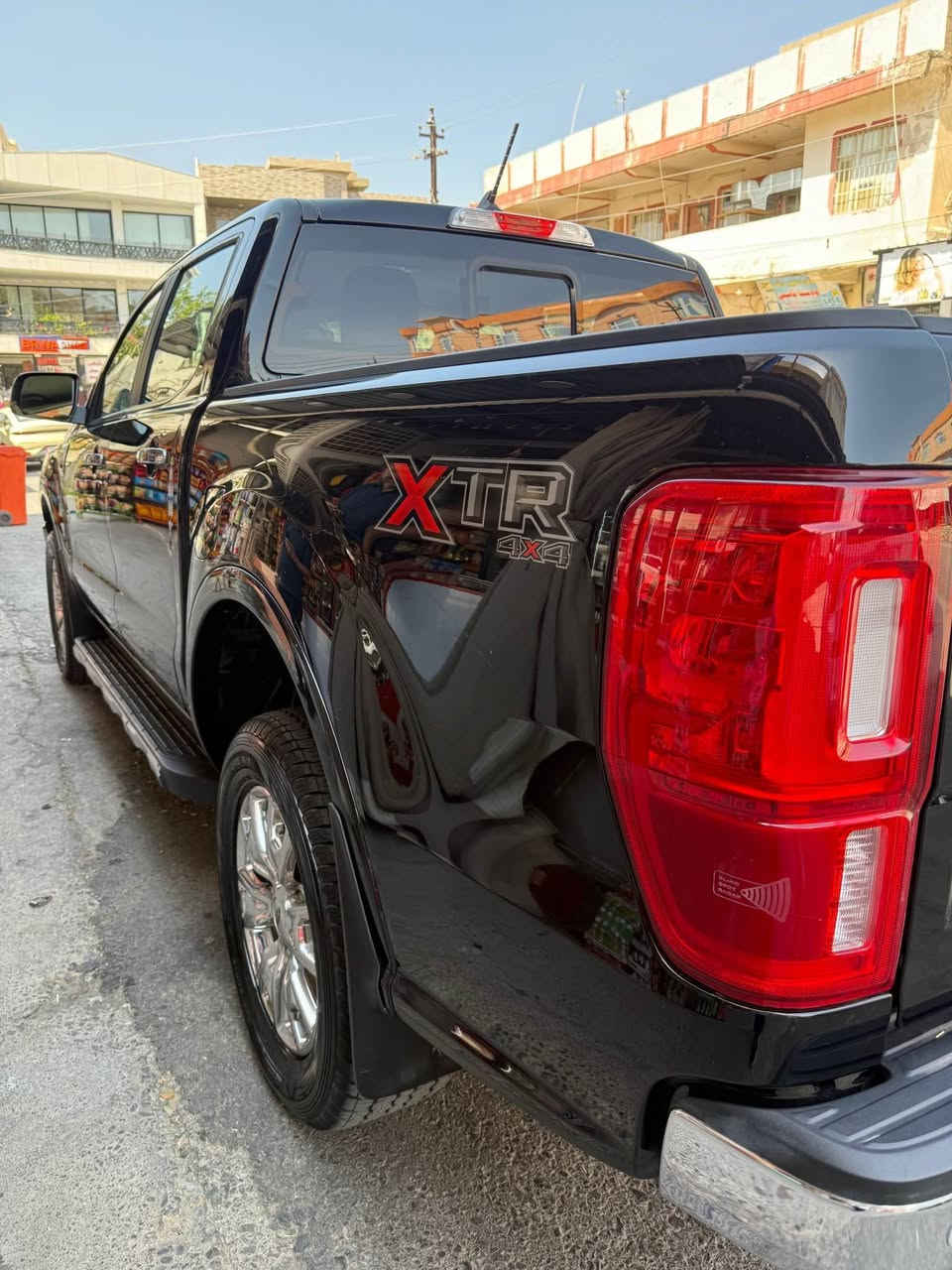 FORD RANGER 2023 Black XL/XLT/LARIAT 
فورد ره نجه ر ٢٠٢٣ فول بوندو جاملخى بوياخه بى نا وكرتن 33000kmروشتوه يه ك ده سته هه مو كيانى به شه رت  بونيدو جاملخى بو ياغه بى ناوكرتن و شانصى 
1FTER4FH6PLE31466/
*********** سعرى228 السليمانية, العراق
