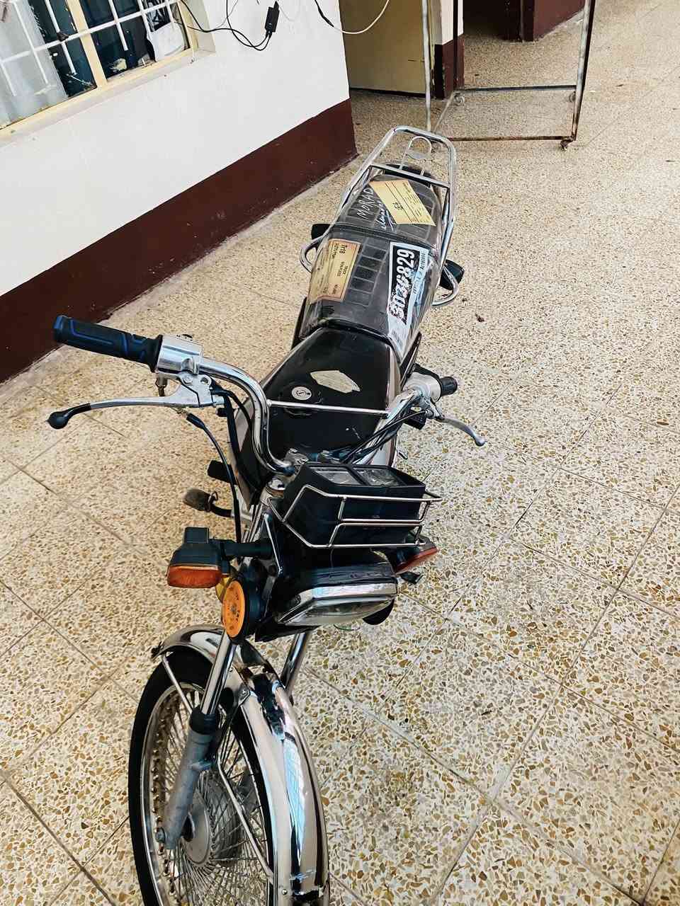 لام عليكم مطور للبيع Tyger 20 20 ‏مطار ما مفتوح ولا معمر موتور كامل كل شيء معاي الراديو كهربائيات شغالة موتور جديد 
400 في مجال موصل يريد خاص


**إذا كنت صاحب هذا الإعلان وتريد حذفه لأي سبب، رجاءا أرسل رسالة إلى الدعم الفني**