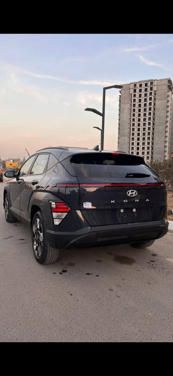 سيارة للبيع
HYUNDAI KONA SEL 2025

مواصفات : رادارات جانبي وخلفي وامامي تشغيل واطفاء عن بعد نظام تحديد مسار
دواخل ابيض
تبريد قعطتين
شاشة جبيره
محرك 2000دوش
1500 mil ماشيه
بدون رقم دخول جديد في العراق
 والضرر: موضح في الصور

للتواصل والاستفسار :
***********
