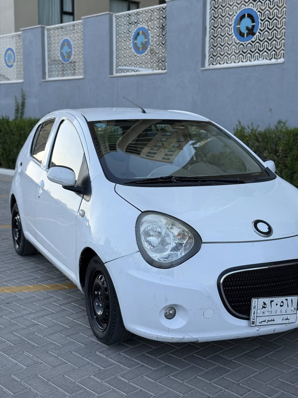 (للبيع فقط )   ☎️***********
باندا ٢٠١٣   السياره بأسمي سنويه ٢٠٢٧ 
السياره ماشيه ٧٧ حقيقي ..
مكينه وكير بحاله جيده جدا ..
السياره بدون اي صبغ وضربه فقط الجاملغ الامامي عكس السايق على البارد ..
صدر امامي وخلفي مع الدبلات جديد 
تخم تايرمصالي هواي مبدله 
دوشمه السياره البلاديه نضيفه 
باتري جديد 
سويج مع البصمه عدد 2 
شاشه جديده 
كاعيات وفروه دشبول جدد 
التبريد كامل فقط نقص غاز 
السياره مثل ما موضحه بالصوره السعر (55)$
مجاله بسيط
تحي تفحص براحتك
