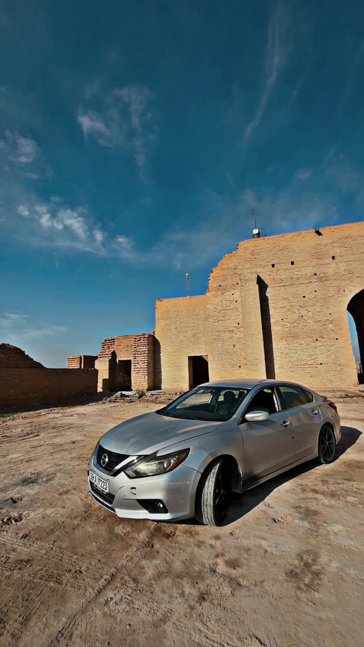 نيسان التيما موديل ٢٠١٨ 

سعرها 120  بيها مجال 

المكان بغداد حي الاعلام و البياع 

مواصفات 
بصمة 
تشغيل عن بعد 
رادار مانع تصادم 
تحديد سرعة 
كشن كهرباء 
بصمة ابواب 
شاشة عطلات 
تحكم ستيرن 

السيارة ليبل واحد حادثها من امريكا فقط بيها رش جاملغين اماميات و بنيد 
صور الحادث موجودة بالمنشور 
للاستفسار 
***********
