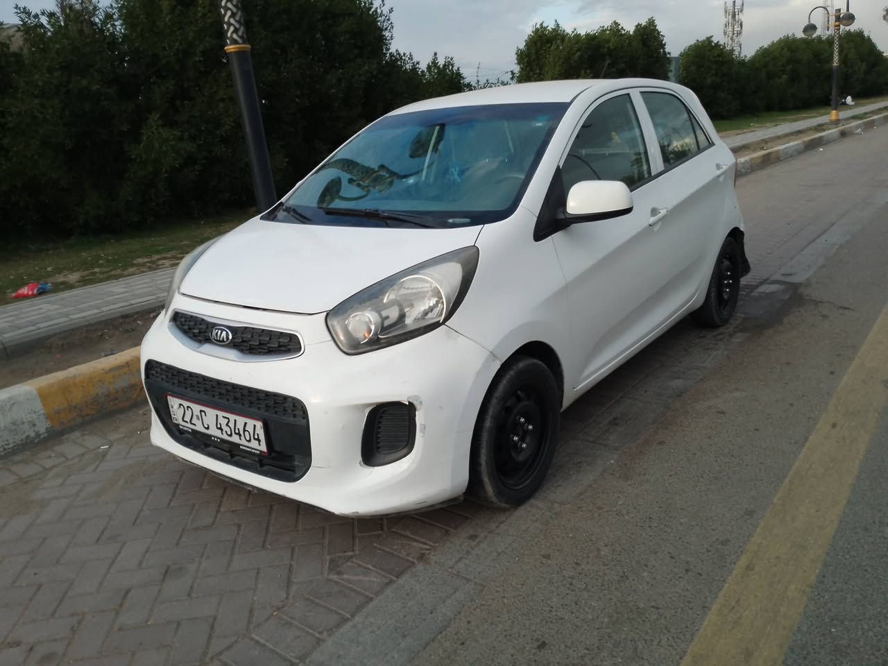 السلام عليكم كيه بيكانتو موديل 2017 بسمي هزه جديده رقم جديد دوالي رقم اربيل تحويل  ثاني يوم سياره مكفوله من لضربه ولكص ولصبغ من عدا لبلاستك لحديد مكفول ترايك وين ميعجبك سياره مال جناي اي نقص مابيهة تبريد تدفئه حداده تخم تأير سياره اي نقص مابيهة مكينه وكير   مكفولات خير من الله أو تماتيك عنواني بغداد السعر 92 وبيهة مجال الطيبين التصال ***********
