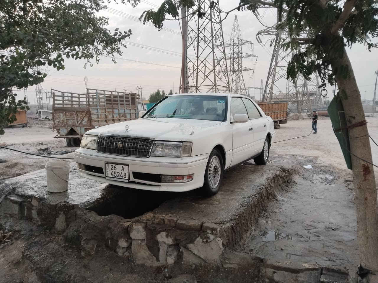 سلام عليكم راس ثور فلات موديل 1997بيه فخذه بسمي صلاح الدين مكينه فيشتين سعر 80.   ***********مكاني النجف
