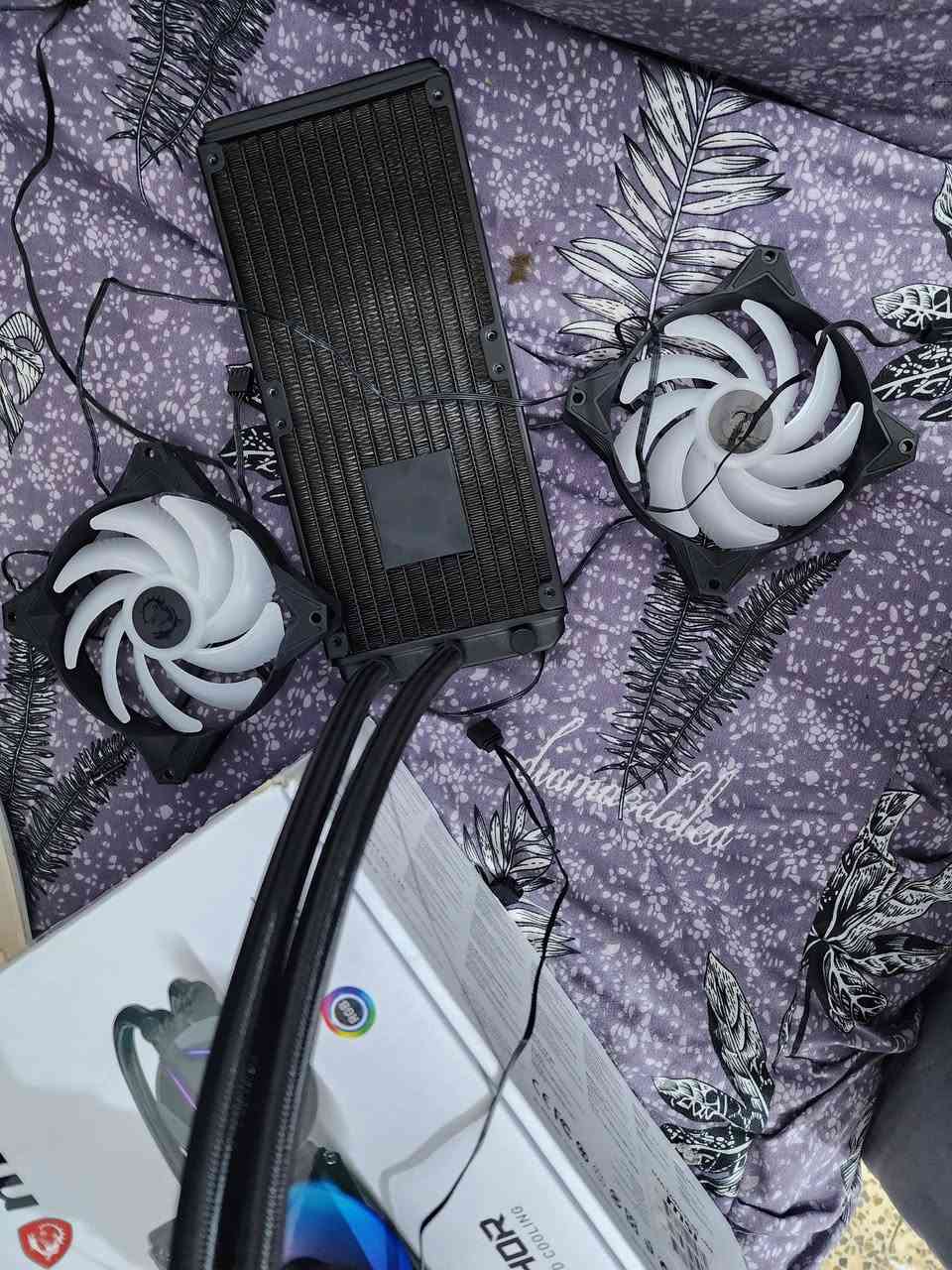 سلام عليكم قطع حاسبه للبيع فقط اسعار ثابته 

مذبورد MSI PRO 650 معوج ثنين بنات فقط بس تصلحهن و يشتغل طبيعي سعره 125 وصل الشراء موجود 

مبرد هوائي استعمال قليل كامل ملحقات25

مبرد مائي MSI جديد كامل فقط ماركب عدي بل كيس 60

هارد M.2 SAMSUNG 960 PRO نص تيره بدون كارتونه 80

بور سبلاي نضيف 550 واط 55


**إذا كنت صاحب هذا الإعلان وتريد حذفه لأي سبب، رجاءا أرسل رسالة إلى الدعم الفني**