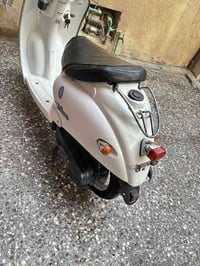 كلاسك عبد الحليم فحل خطين ماملعوب بيها ابد اي نقص مابيها سعرها 650 بيه...