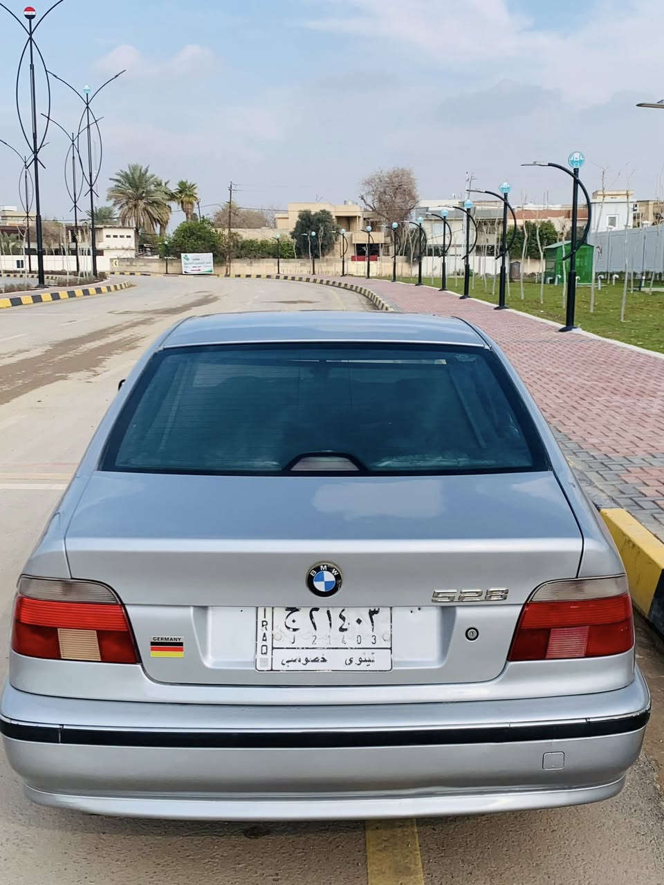 سلام وعليكم
بيم صقر 1997
اصل وفصل 528  🔥
محرك وكير شرط
كير توماتيك وعادي
تبريد ثلج ❄️
مصبوغه عام جماليه
كشنات M جلد  دركه تحكم تحديد سرعه 
سسلايت جام
 سقف كنتاره
شاشه اندروايد
تلفون 📞
لايتات زينون
ويل M
برده خلفي بلادي
شرط لتحويل رقم الماني 
مكاني الموصل
رقم تلفون
***********
***********
