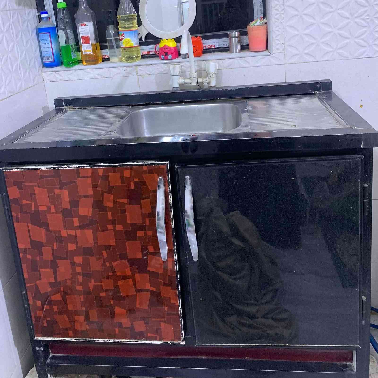 جميع الاغراض ع ١٠٠ وبيهن مجال بسيط اي حاجة ١٠٠ ***********
