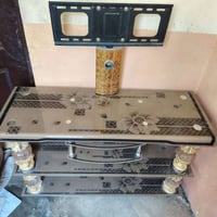 معرض بيع • طاولات • قابل تفاوض